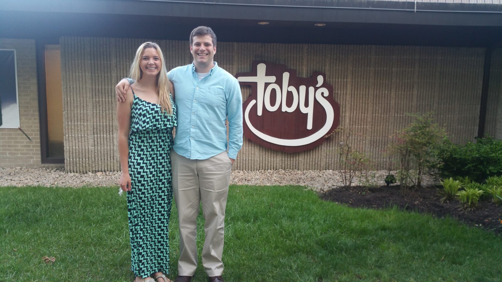 Our Visit to Toby's Dinner Theatre HUDSON AND EMILY